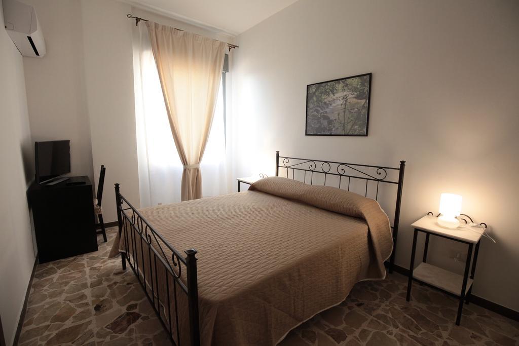 B&B Tari Szirakúza Szoba fotó