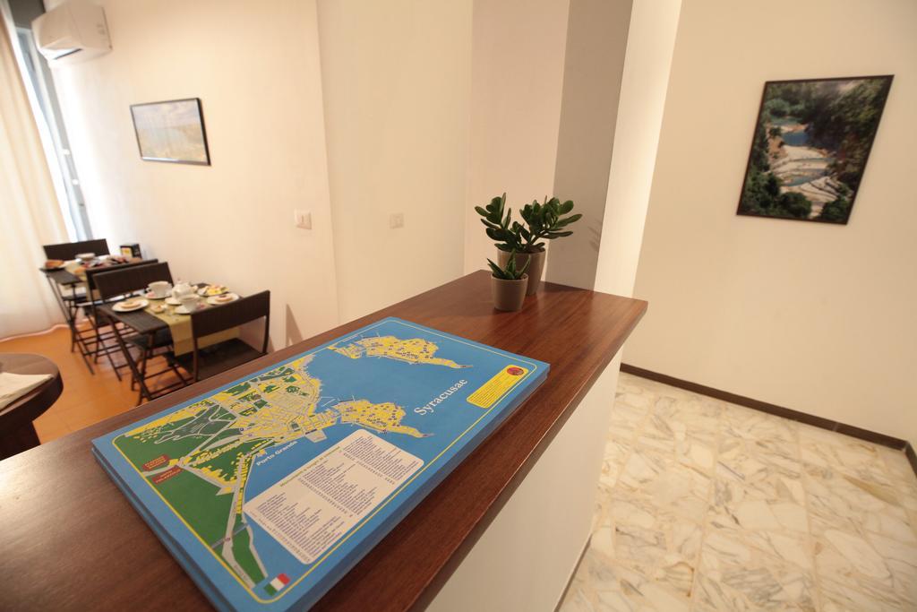 B&B Tari Szirakúza Kültér fotó